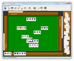 Een voorbeeld van een spelletje Tile Rummy (net als Tile Rummy), met vier spelers. De speler legt net zijn groene 9 en 10 aan bij een bestaand groepje op de tafel.